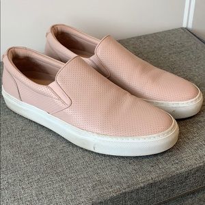 Blush pink leather slip-on’s
